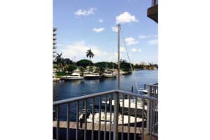 2475 NW 16th St Rd, Miami, FL 33125, Sold 02/05/15