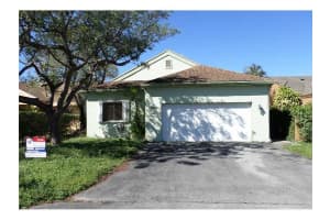 18834 NW 80th Ct, Hialeah, FL 33015, Sold 01/15/15