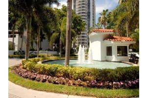 3600 Yacht Club Dr, Aventura, FL 33180, Sold 10/12/15