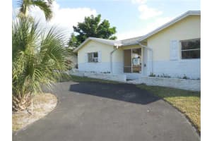 5750 NW 56th Pl, Tamarac, FL 33319, Sold 02/05/15