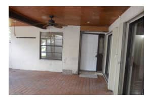 9725 NW 6th Ln, Miami, FL 33172, Sold 02/22/16