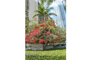 1450 Brickell Bay Dr, Miami, FL 33131, Sold 12/04/14