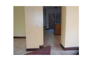 7938 NW 190th Terrace, Hialeah, FL 33015, Sold 02/22/16