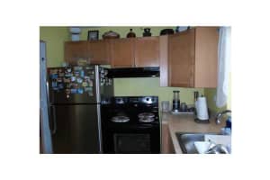 1425 Arthur St #405a, Hollywood, FL 33020, Sold 02/17/16