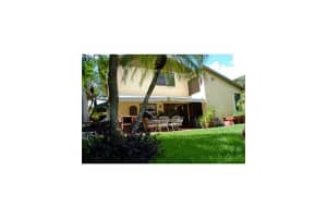 945 NW 106th Ave, Miami, FL 33172, Sold 12/23/16