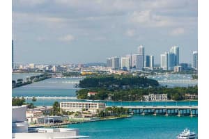 300 South Pointe Dr, Miami Beach, FL 33139, Sold 12/30/15
