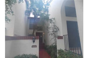 331 Ives Dairy Rd, Miami, FL 33179, Sold 02/12/15