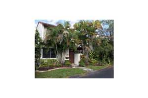 9707 NW 5th Terrace, Miami, FL 33172, Sold 04/28/15