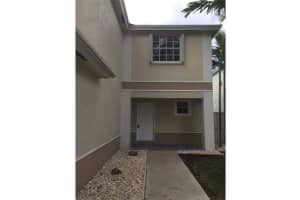 357 W Riverbend Dr, Sunrise, FL 33326, Sold 01/22/15