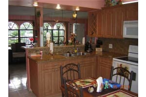 8325 NW 8th St a3, Miami, FL 33126, Sold 02/18/15