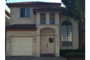 11570 NW 67th Terrace, Doral, FL 33178, Sold 06/03/15