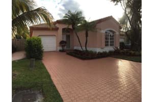9922 NW 29th St, Doral, FL 33172, Sold 02/17/15