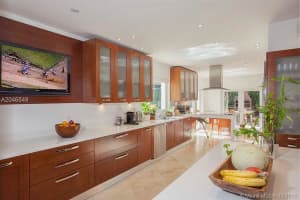 320 N Hibiscus Dr, Miami Beach, FL 33139, Sold 12/08/16