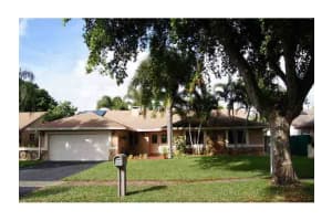 8421 SW 28th St, Davie, FL 33328, Sold 02/19/15