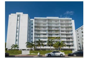 1045 10th St, Miami Beach, FL 33139, Sold 03/13/15