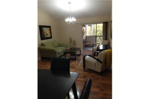 8439 SW 5th St, Pembroke Pines, FL 33025, Sold 02/27/15