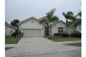 695 SE 29th Dr, Homestead, FL 33033, Sold 06/09/15