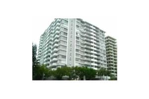 5825 Collins Ave #15b, Miami Beach, FL 33140, Sold 09/28/16