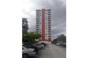 3161 S Ocean Dr, Hallandale Beach, FL 33009, Sold 02/06/15