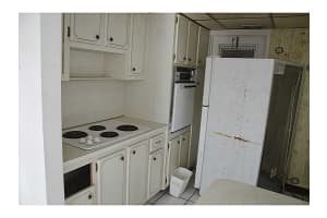 7800 Carlyle Ave #2a, Miami Beach, FL 33141, Sold 03/04/16