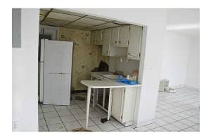 7800 Carlyle Ave #2a, Miami Beach, FL 33141, Sold 03/04/16