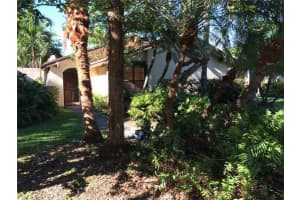 13158 SW 91st Pl, Miami, FL 33176, Sold 02/27/15