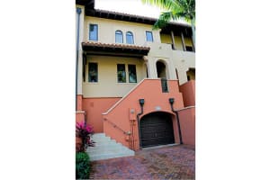 6227 Paradise Point Dr, Palmetto Bay, FL 33157, Sold 08/03/15