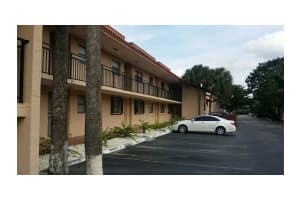 500 W Park Dr, Miami, FL 33172, Sold 03/10/15