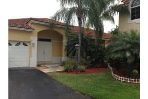 5767 NW 99th Ct, Doral, FL 33178, Sold 08/05/15