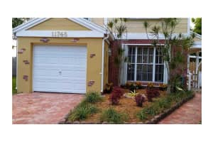 11748 SW 115th Terrace, Miami, FL 33186, Sold 09/21/15
