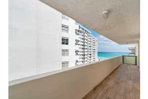 1621 Collins Ave, Miami Beach, FL 33139, Sold 01/21/16