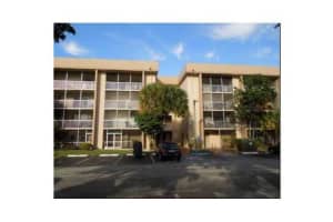 17000 NW 67th Ave, Hialeah, FL 33015, Sold 02/09/17