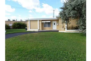 8201 NW 22nd Ct, Sunrise, FL 33322, Sold 05/08/15