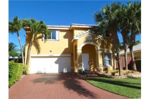 16471 SW 75th St, Miami, FL 33193, Sold 04/17/15