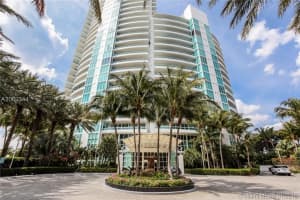 1000 South Pointe Dr, Miami Beach, FL 33139, Sold 07/08/16