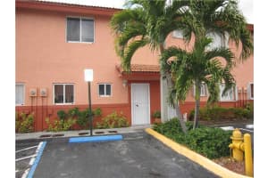 8087 NW 8th St, Miami, FL 33126, Sold 04/29/15