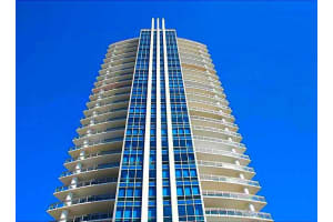 3535 S Ocean Dr, Hollywood, FL 33019, Sold 08/27/15