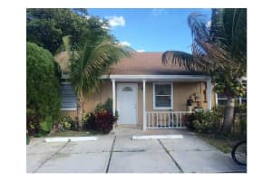 4736 NW 4th Ave, Pompano Beach, FL 33064, Sold 04/15/15