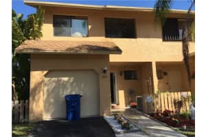 8041 NW 29th St, Sunrise, FL 33322, Sold 03/13/15