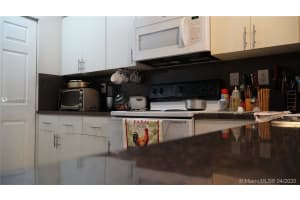 10642 SW 7th St, Pembroke Pines, FL 33025, Sold 07/20/20
