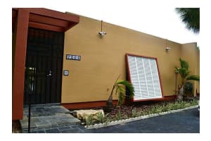 7204 Bedlington Rd, Hialeah, FL 33014, Sold 10/27/15