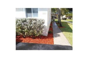 5833 NW 57th Ave, Tamarac, FL 33319, Sold 09/08/15