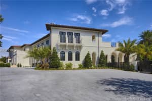 325 Leucadendra Dr, Coral Gables, FL 33156, Sold 04/18/16