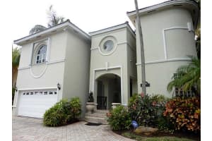 250 Palm Ave, Miami Beach, FL 33139, Sold 06/22/16