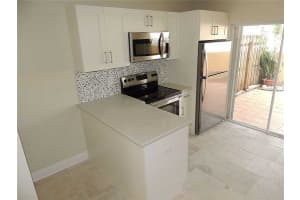 6930 NW 173rd Dr, Hialeah, FL 33015, Sold 04/07/15