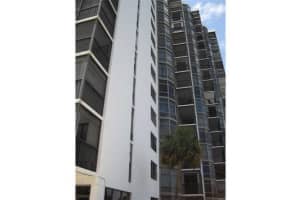 3375 N Country Club Dr, Miami, FL 33180, Sold 11/18/15
