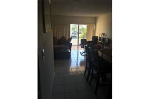 10 NW 87th Ave APT B220, Miami, FL 33172, Sold 01/08/16