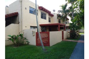 830 NW 106th Ave, Miami, FL 33172, Sold 03/17/15