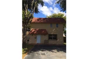 7000 NW 169th St, Hialeah, FL 33015, Sold 07/02/15