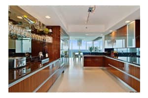 2711 S Ocean Dr, Hollywood, FL 33019, Sold 05/03/16